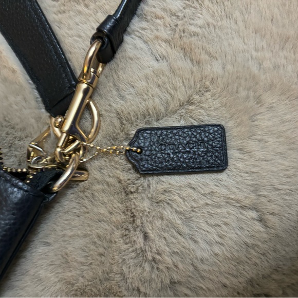 Large Leather Coach Purse - Picture 4 of 6